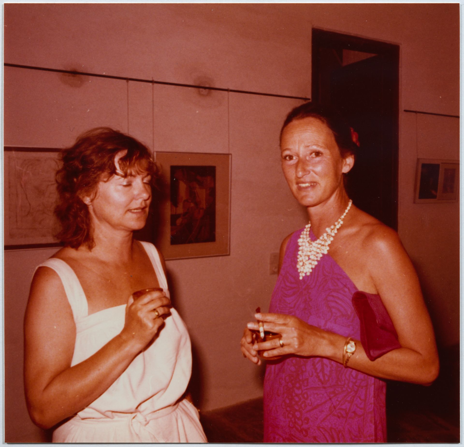 3290_001_rgb--imatge-inauguracio-de-lexposicio-de-marcel-duchamp-a-la-galeria-cadaques