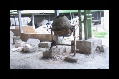 Elaboración de cuarenta piezas rectangulares para la construcción de un piso