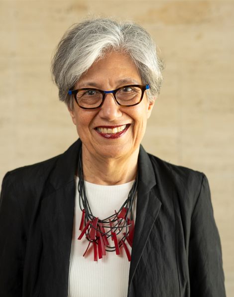 artist photo: Teresa Pires do Rio Caldeira