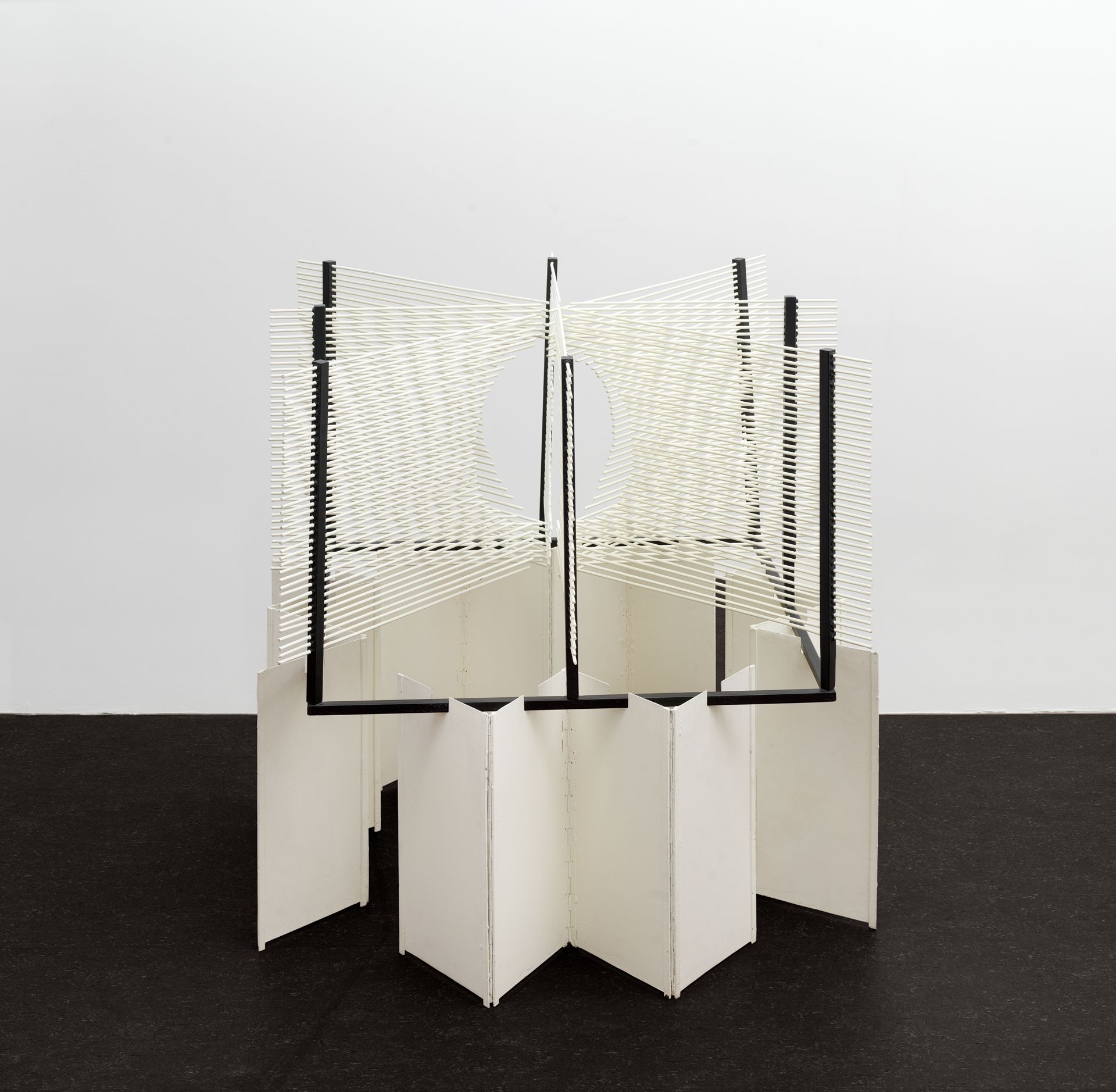 3075_003_rgb--imatge-esfera-en-hexaedro