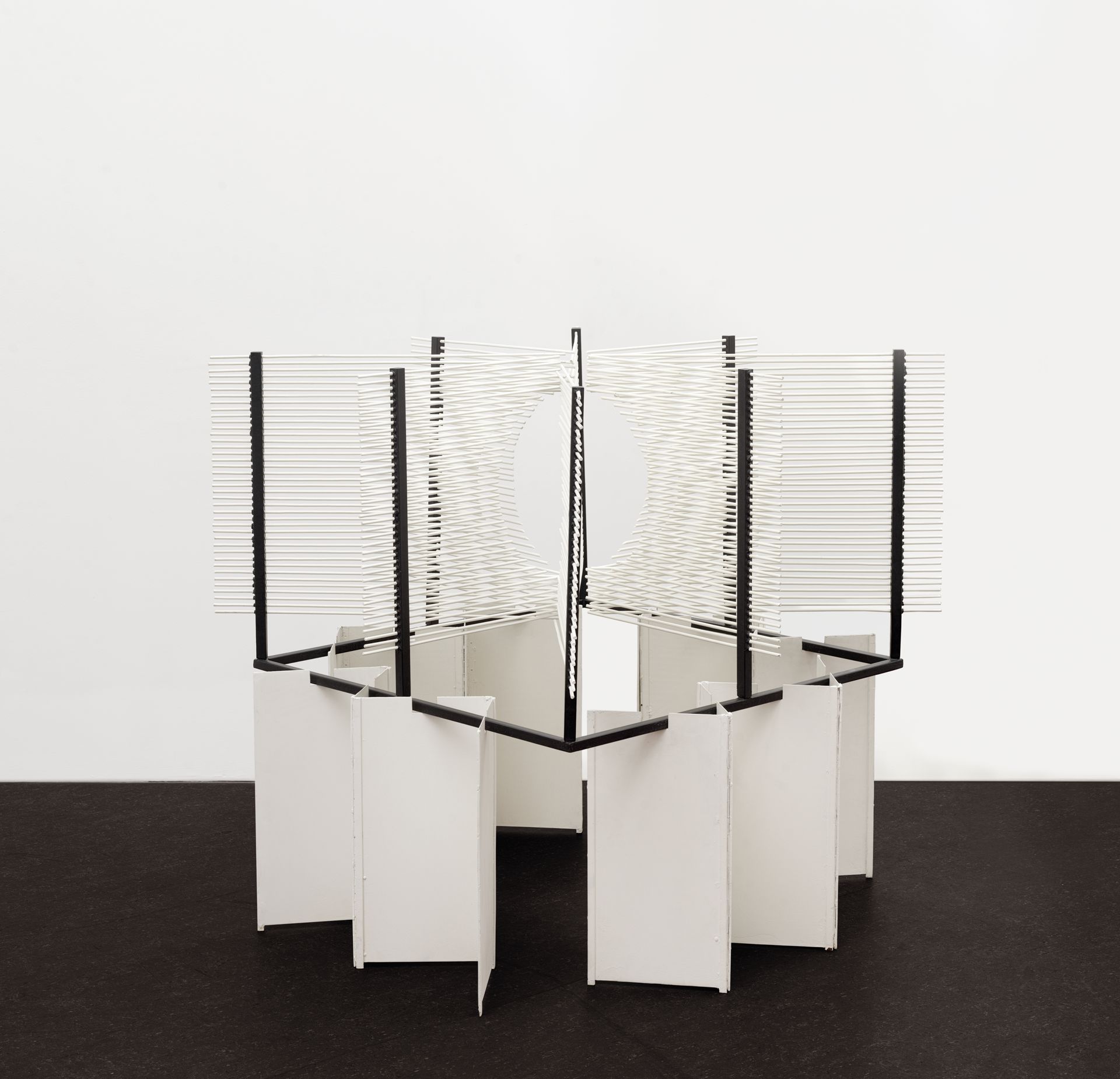 3075_004_rgb--imatge-esfera-en-hexaedro