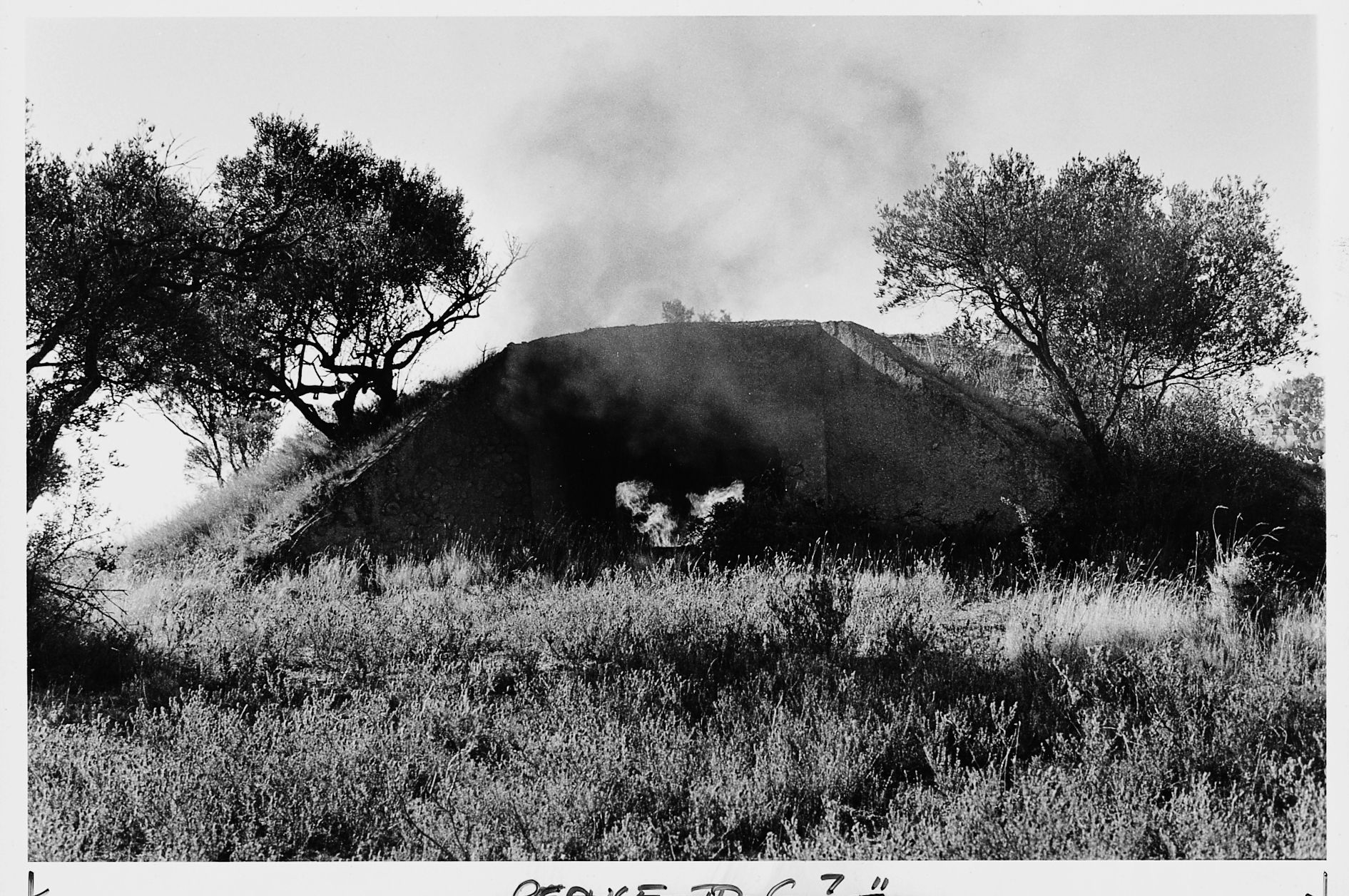 6249_002_hist--imatge-everybodys-house-is-burning